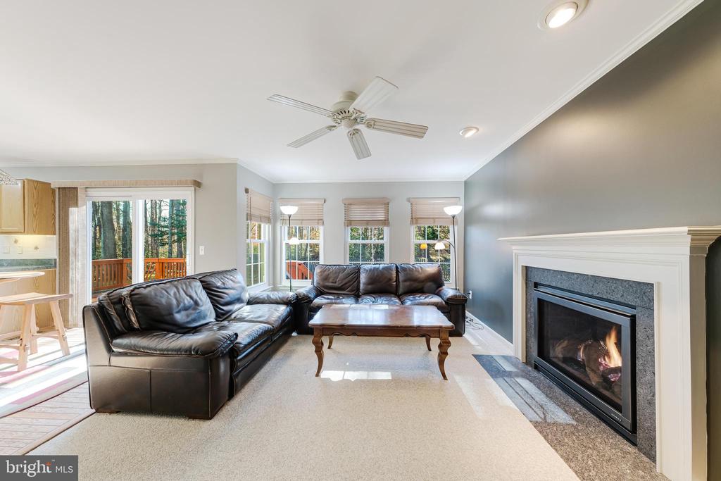 5661 Assateague Pl
