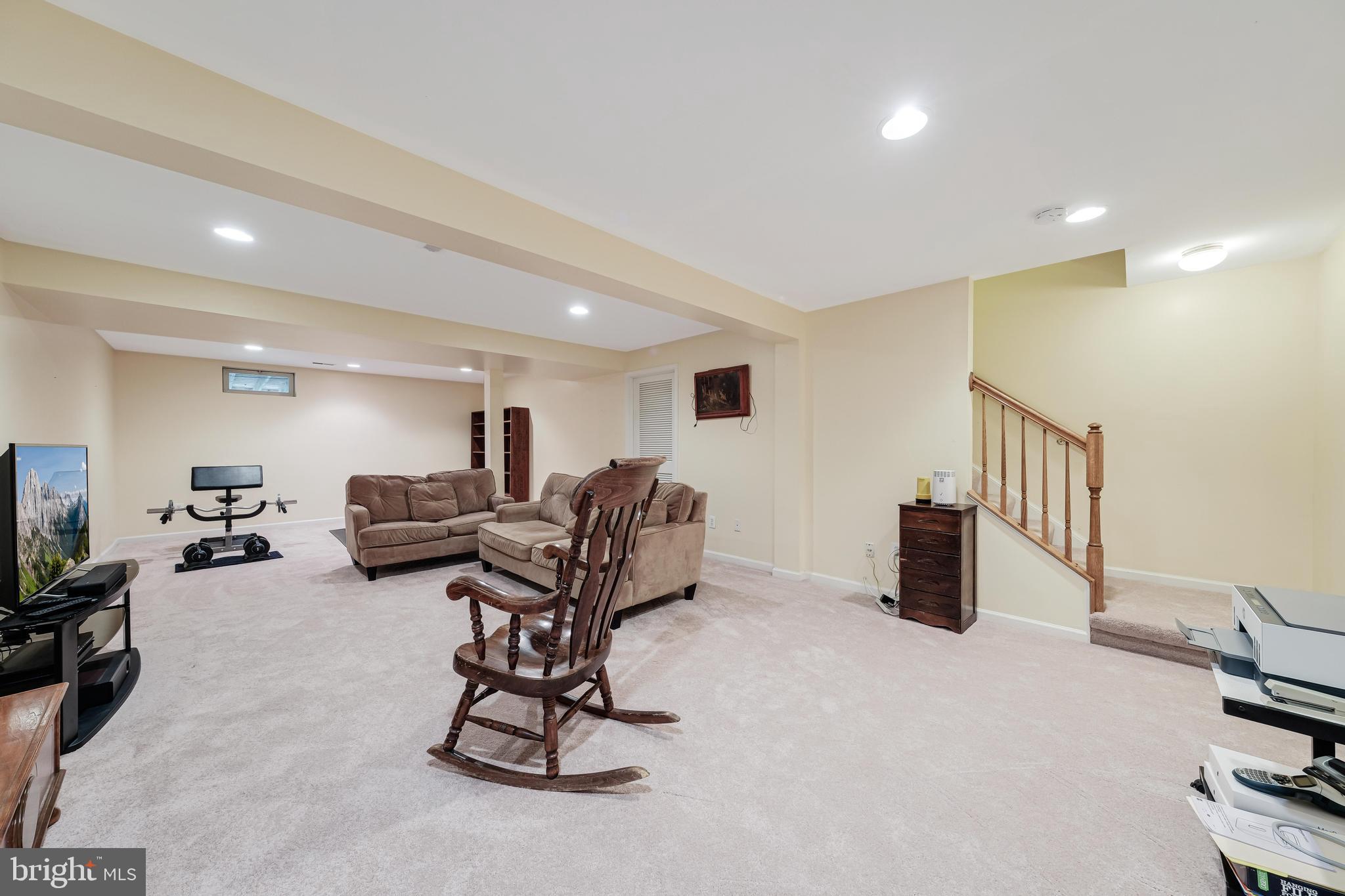 5661 Assateague Pl