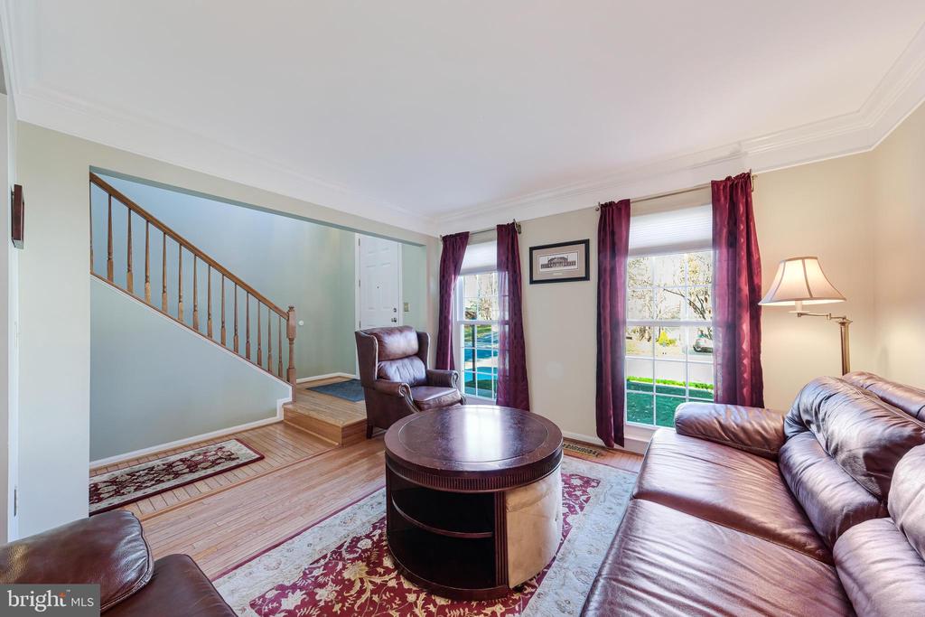 5661 Assateague Pl