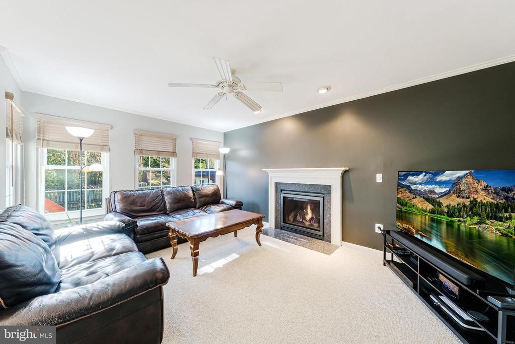 5661 Assateague Pl