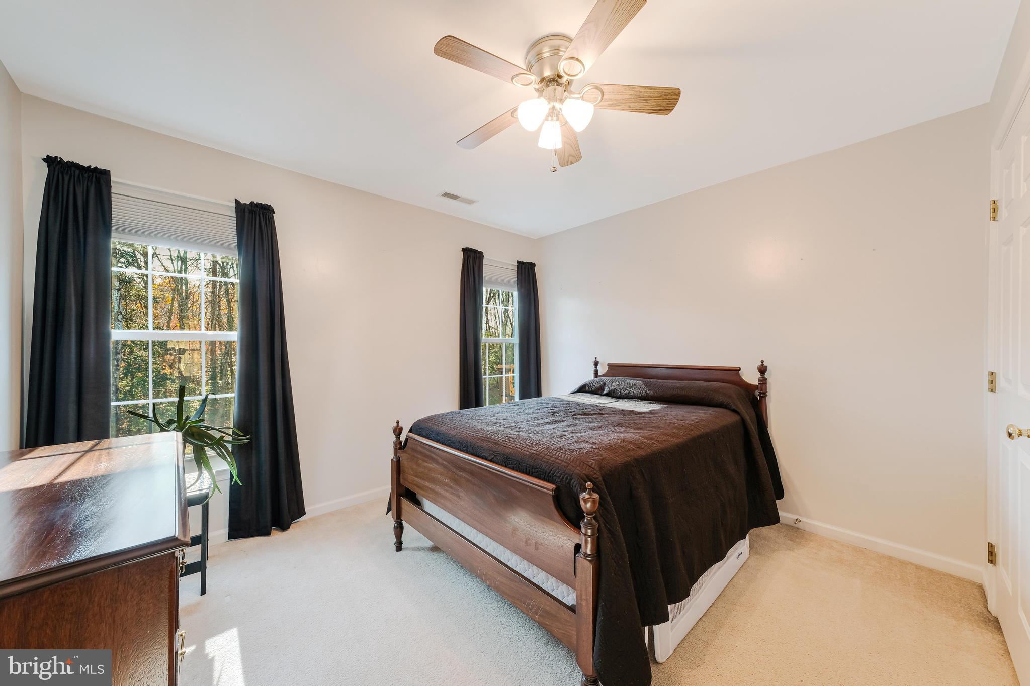 5661 Assateague Pl