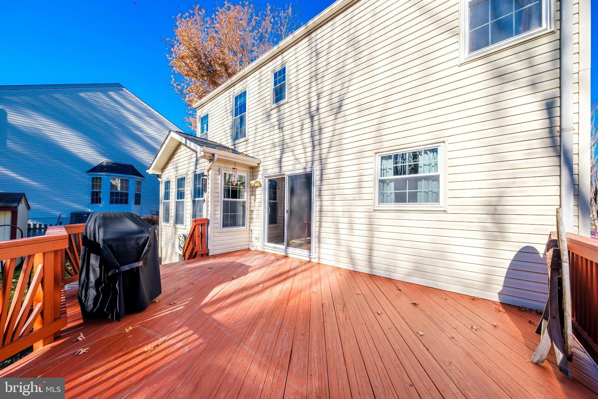5661 Assateague Pl