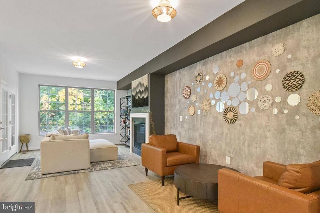 7919 Turtle Creek Cir