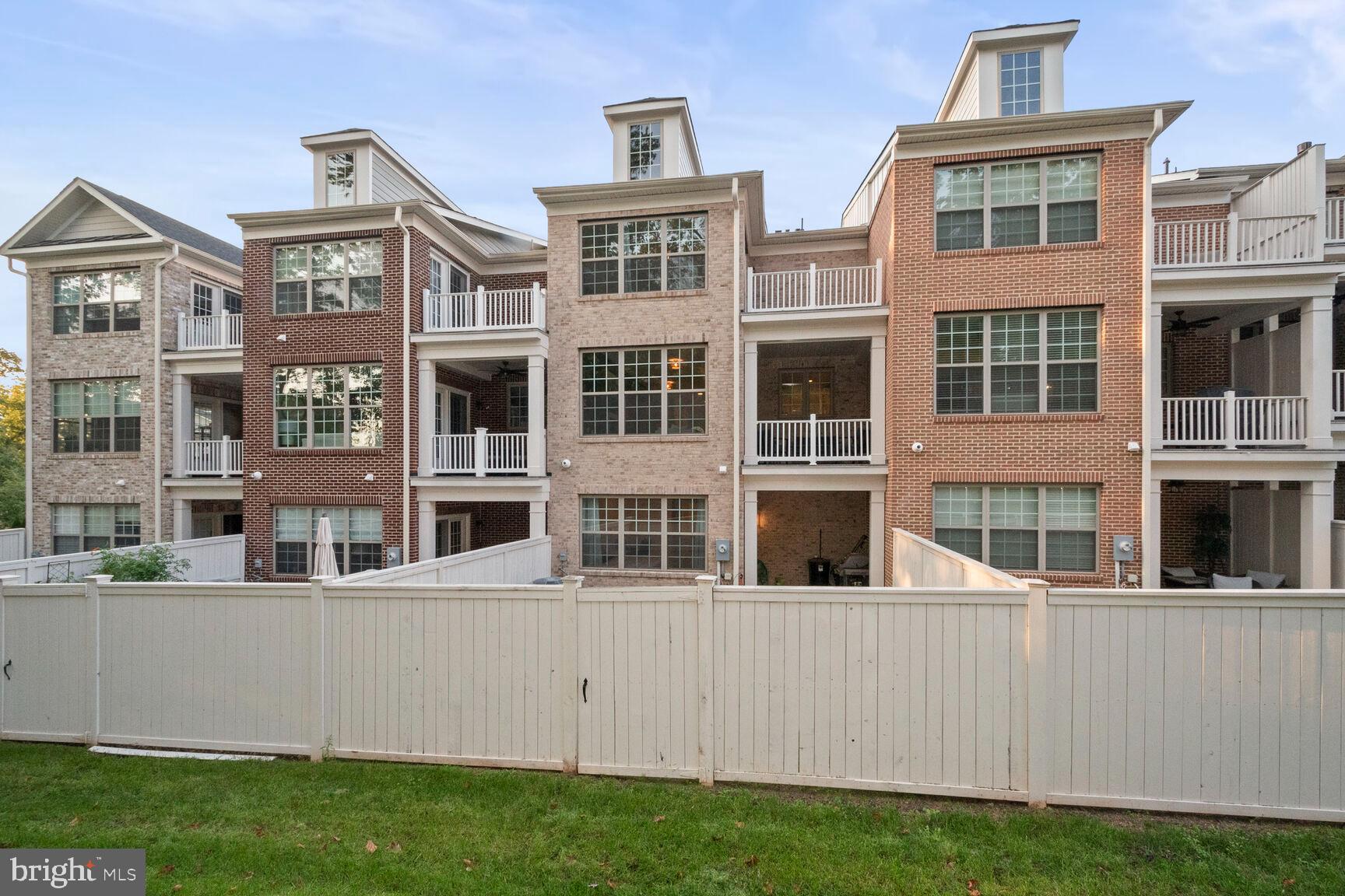 7919 Turtle Creek Cir