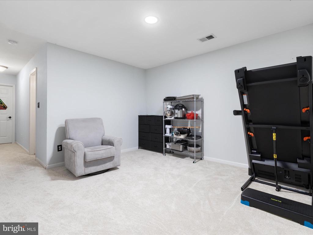 4208 Ashmere Cir
