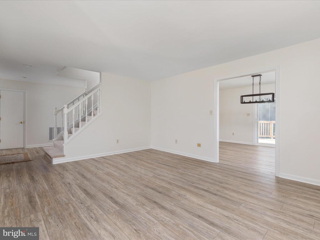 16015 Monte Vista Ln