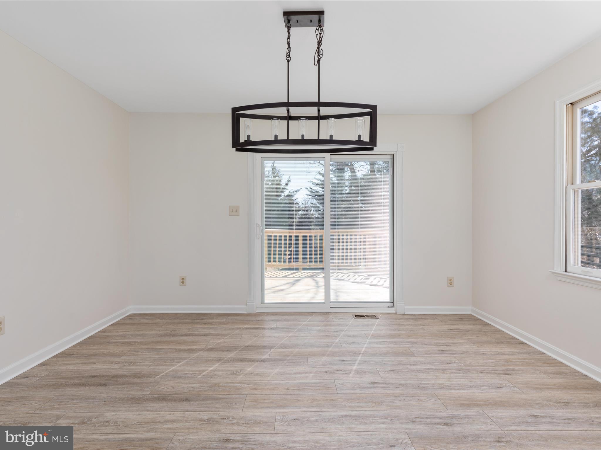 16015 Monte Vista Ln