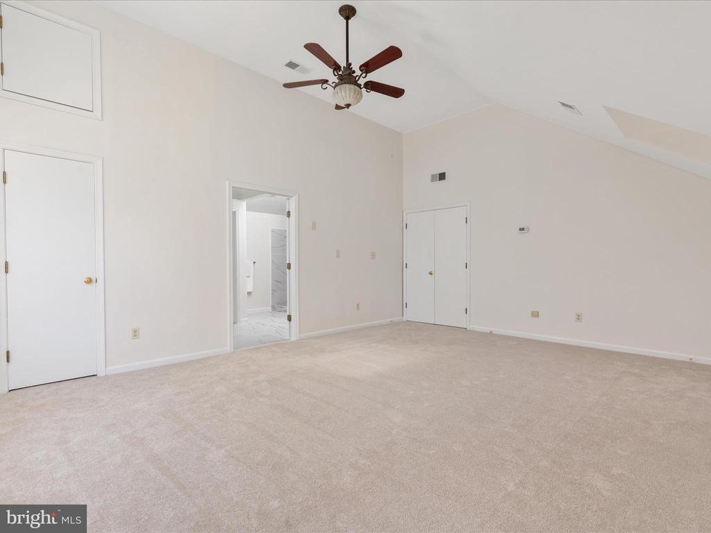16015 Monte Vista Ln