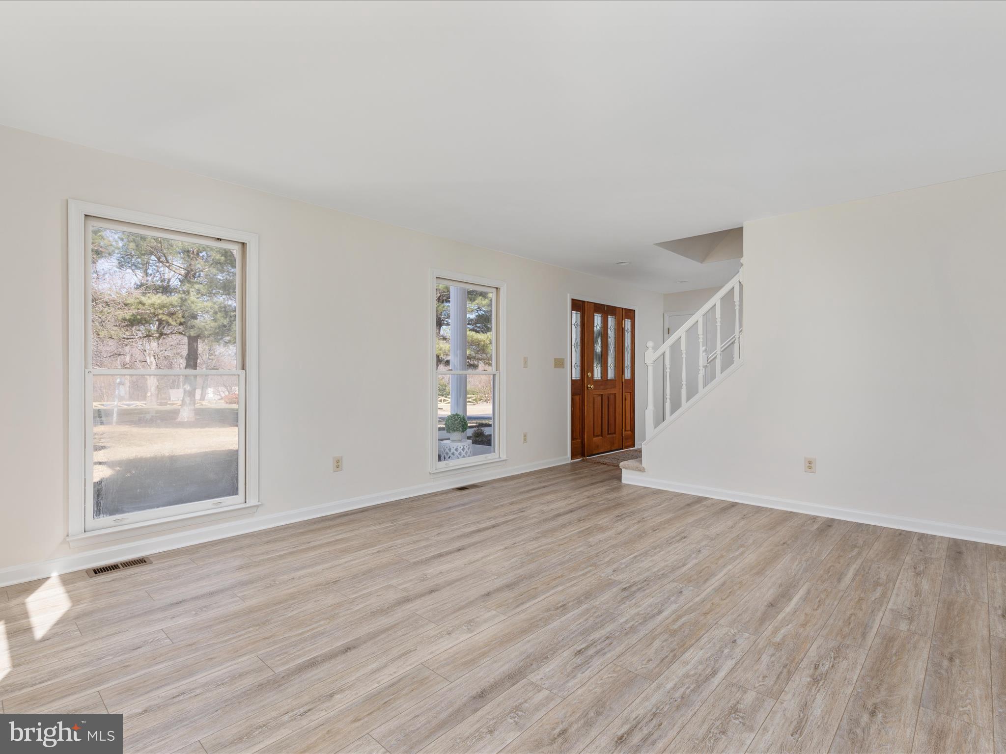 16015 Monte Vista Ln