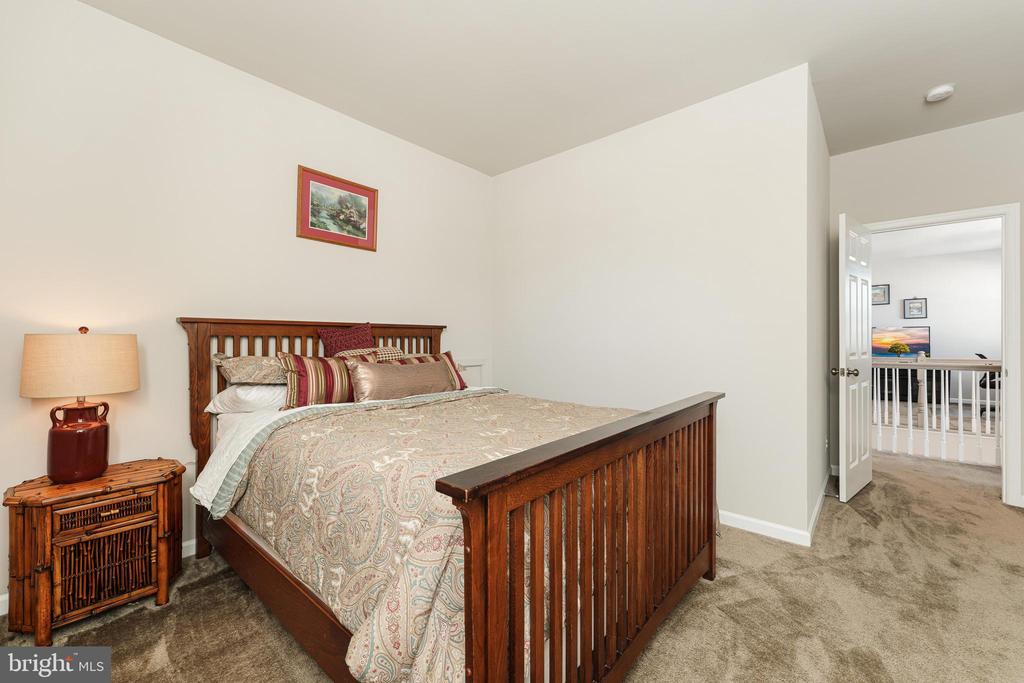 12167 Aster Rd