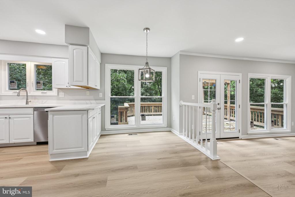8126 TALL TIMBER DRIVE