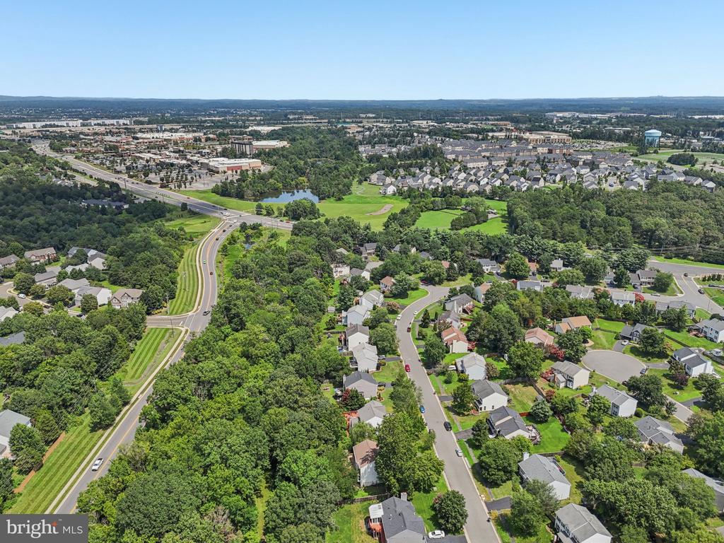 8126 TALL TIMBER DRIVE
