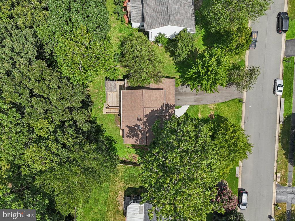 8126 TALL TIMBER DRIVE