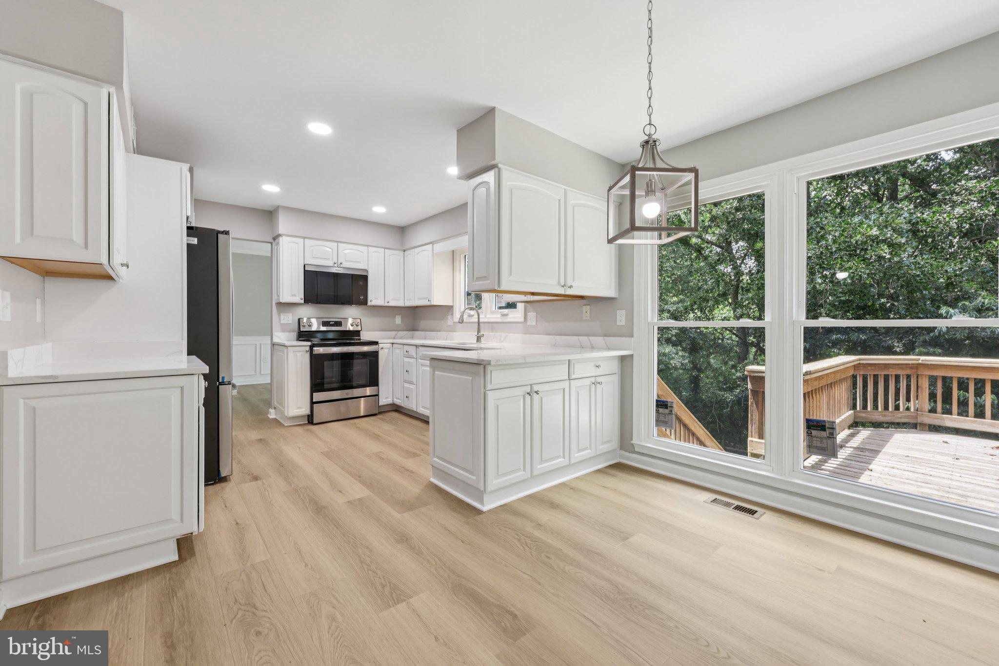 8126 TALL TIMBER DRIVE