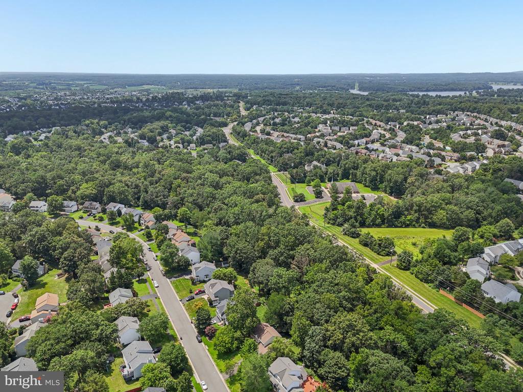 8126 TALL TIMBER DRIVE