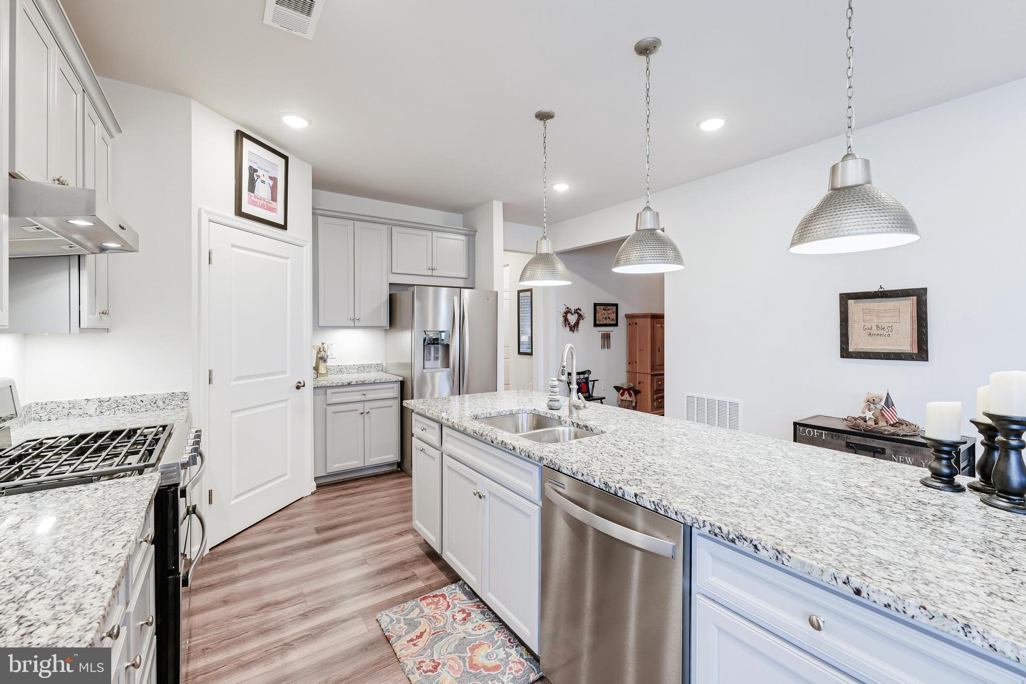 16082 Calla Lily Ln