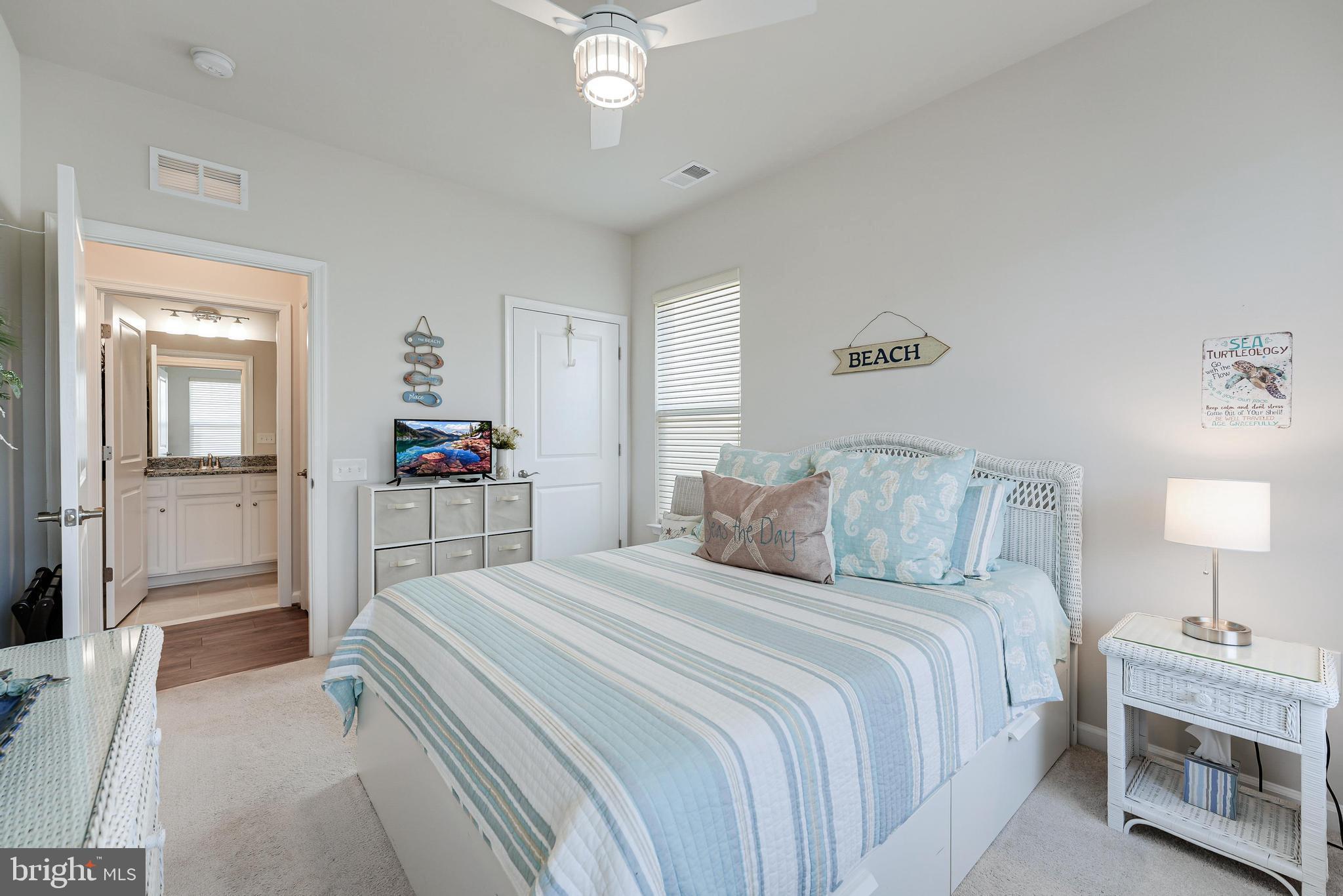 16082 Calla Lily Ln