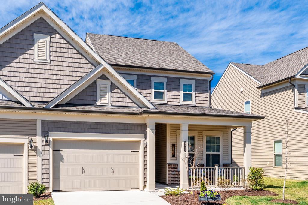 16082 Calla Lily Ln