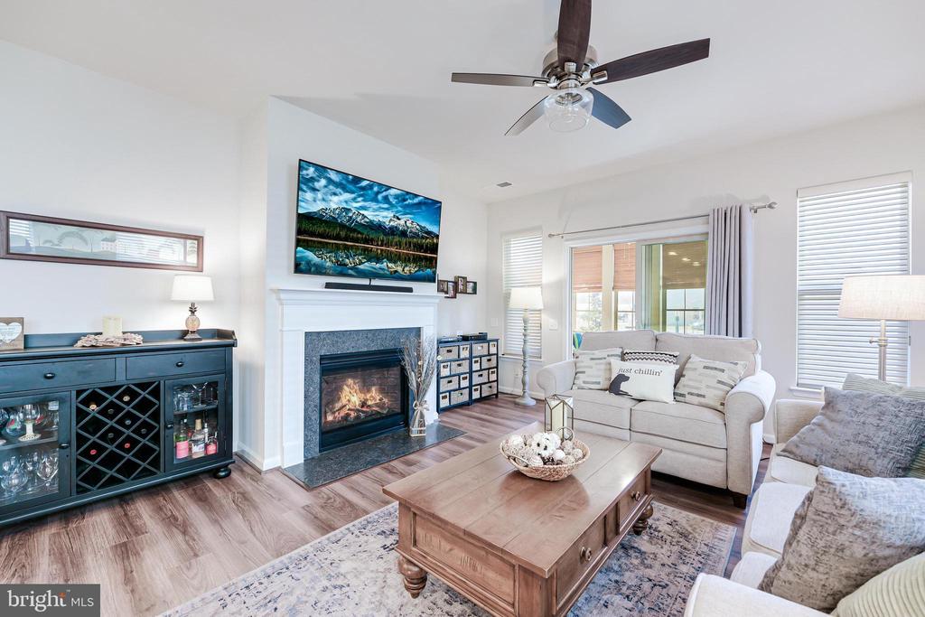 16082 Calla Lily Ln