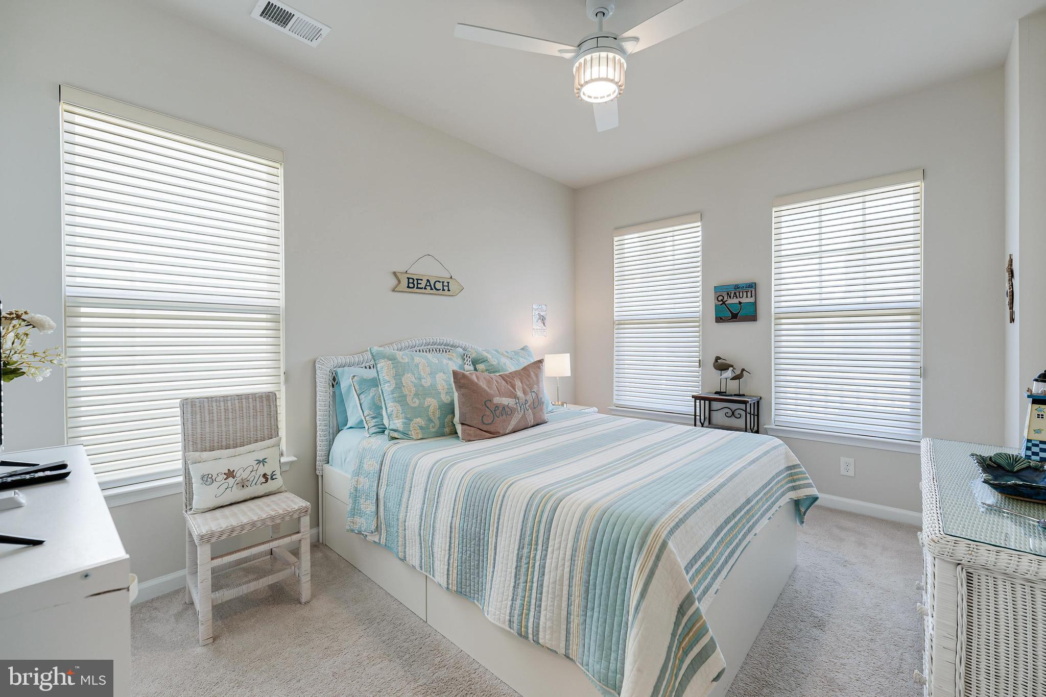 16082 Calla Lily Ln