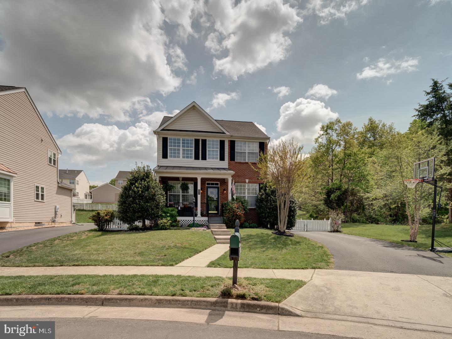 9477 Cromarty Ct