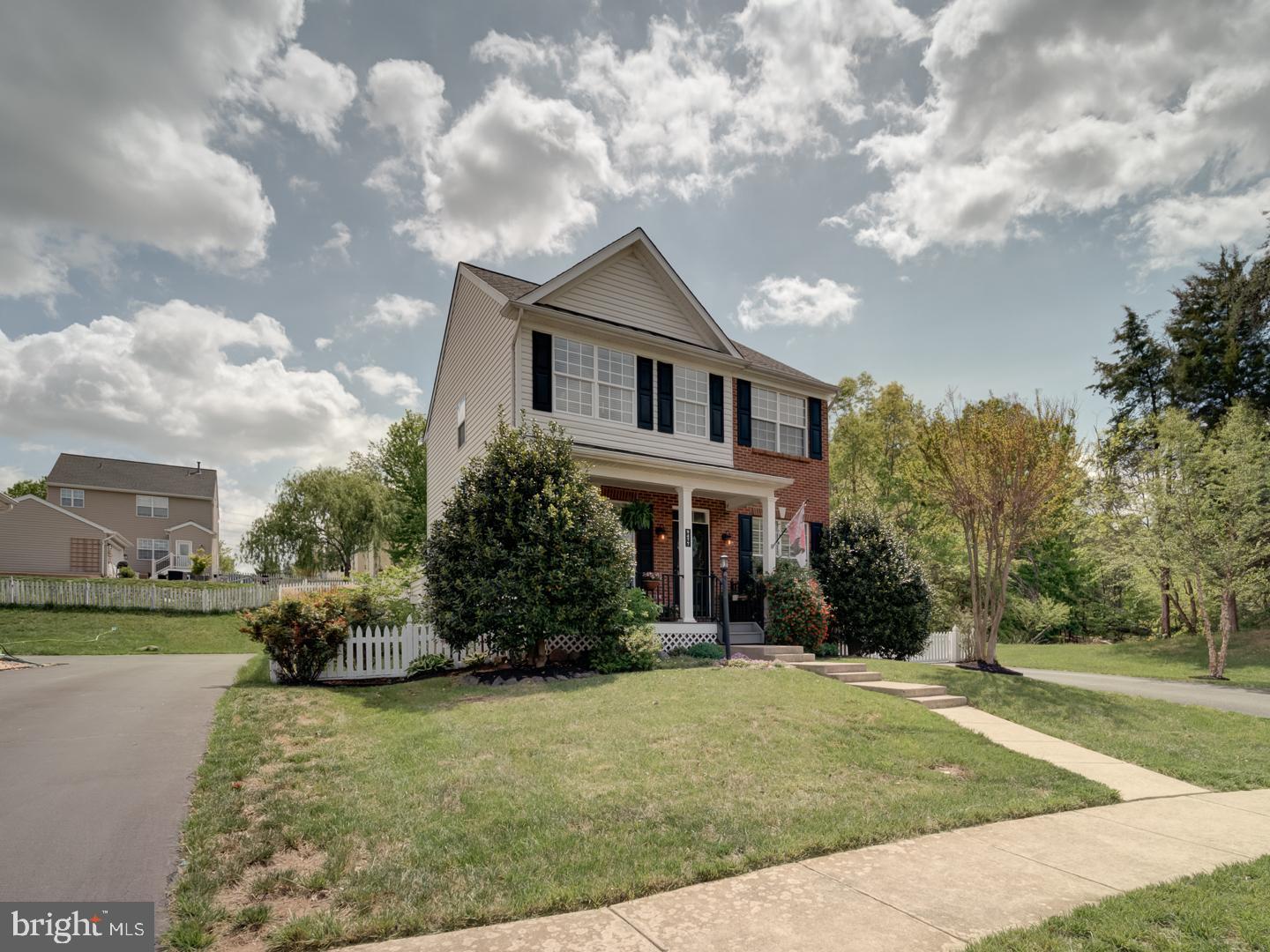 9477 Cromarty Ct