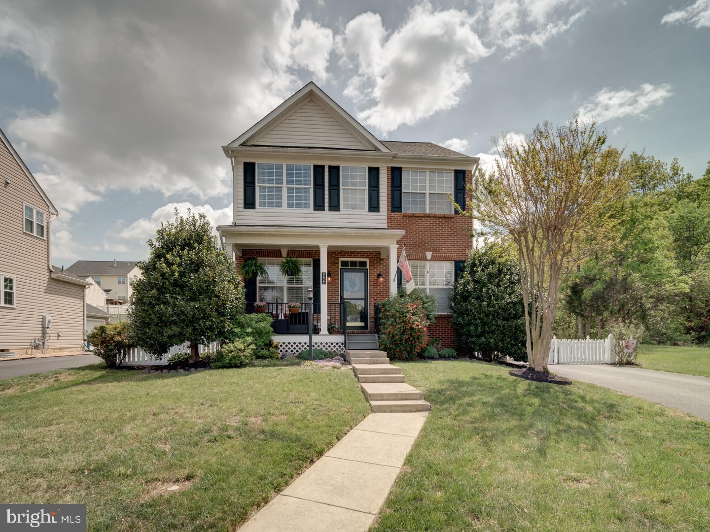 9477 Cromarty Ct