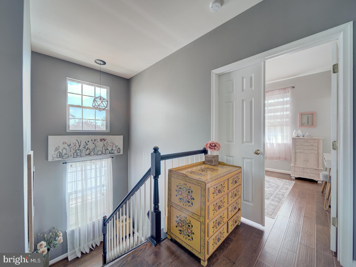 9477 Cromarty Ct