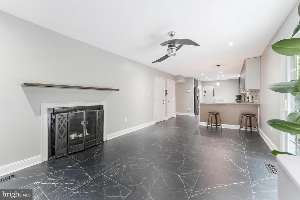 13283 Kenny Rd