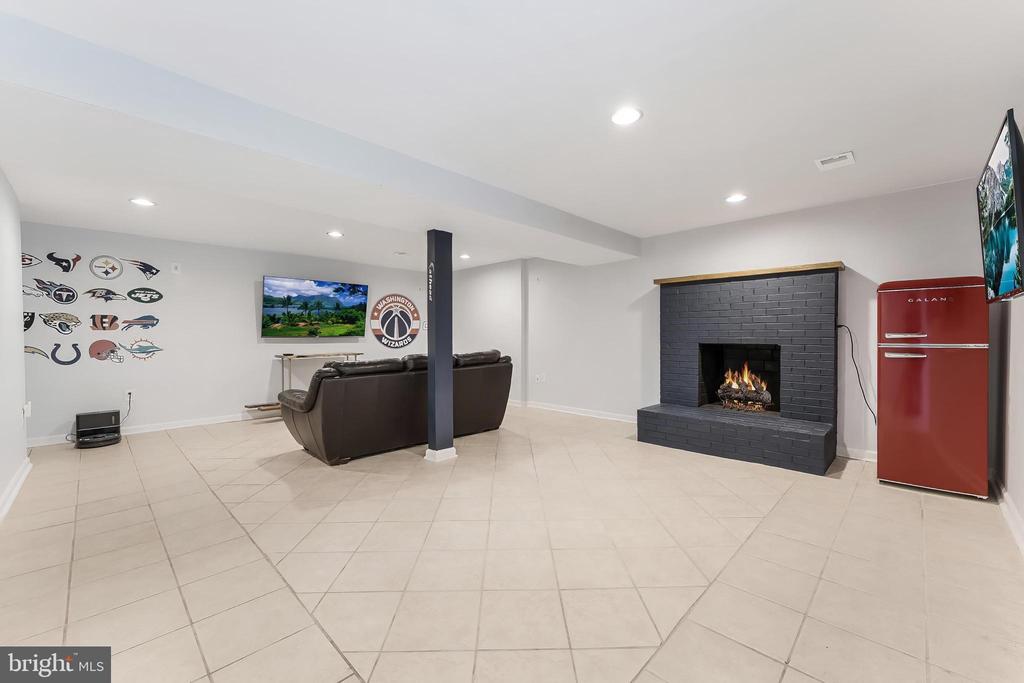 13283 Kenny Rd