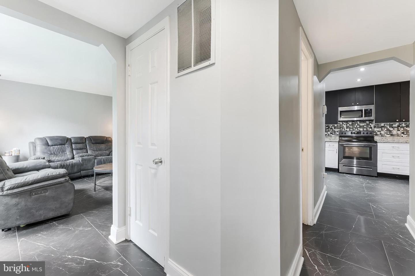 13283 Kenny Rd