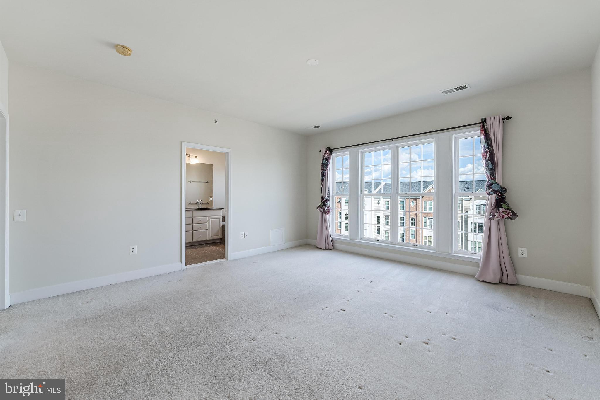2229 OBERLIN DRIVE