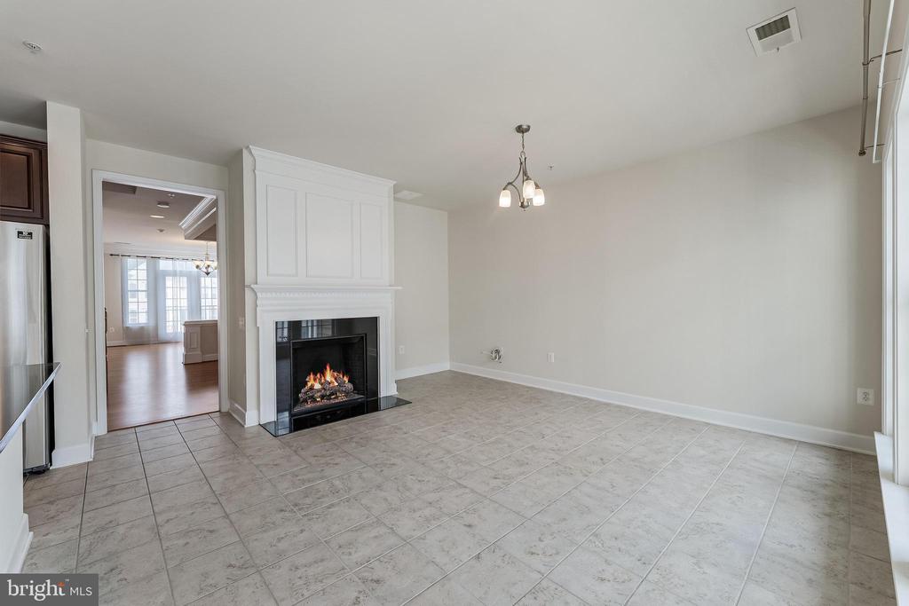2229 OBERLIN DRIVE