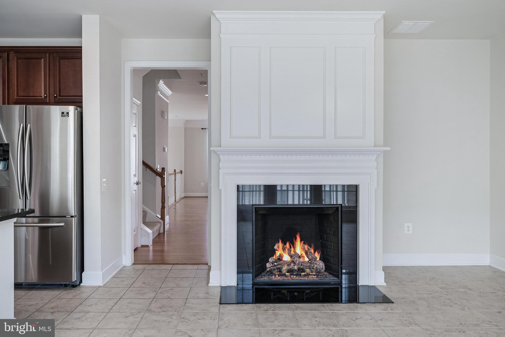2229 OBERLIN DRIVE