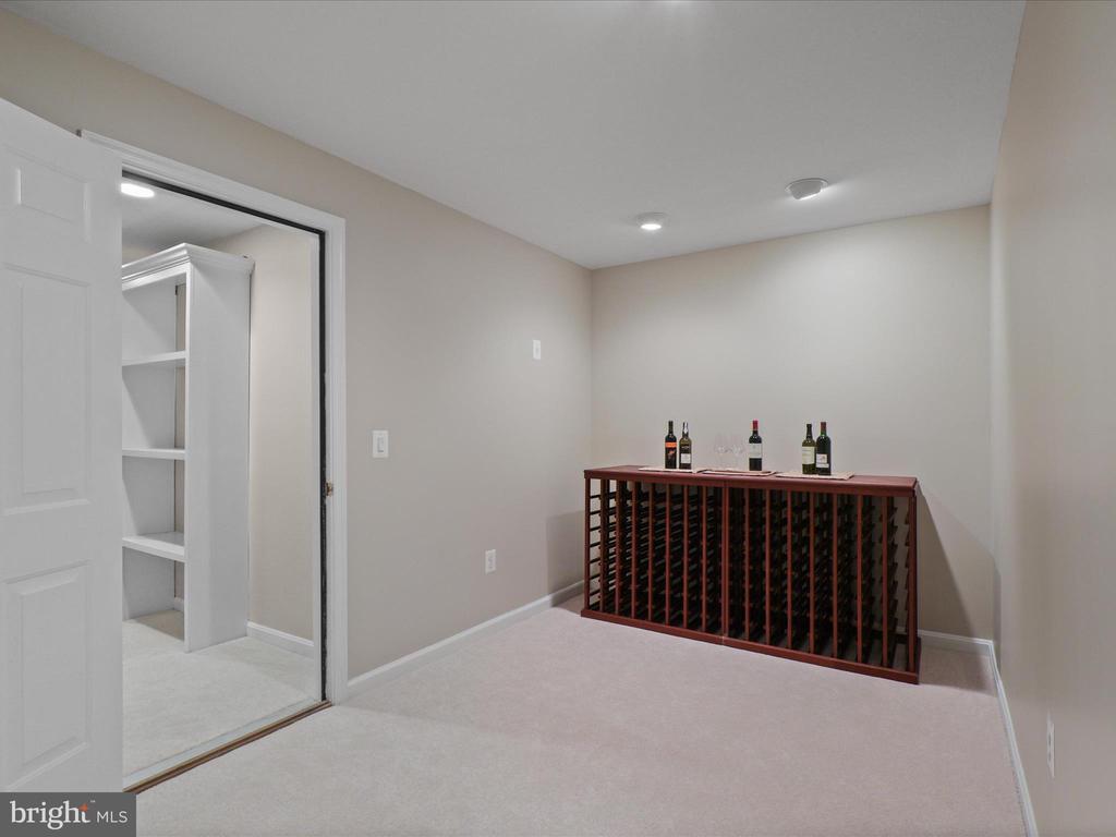 6004 HORTONS MILL COURT