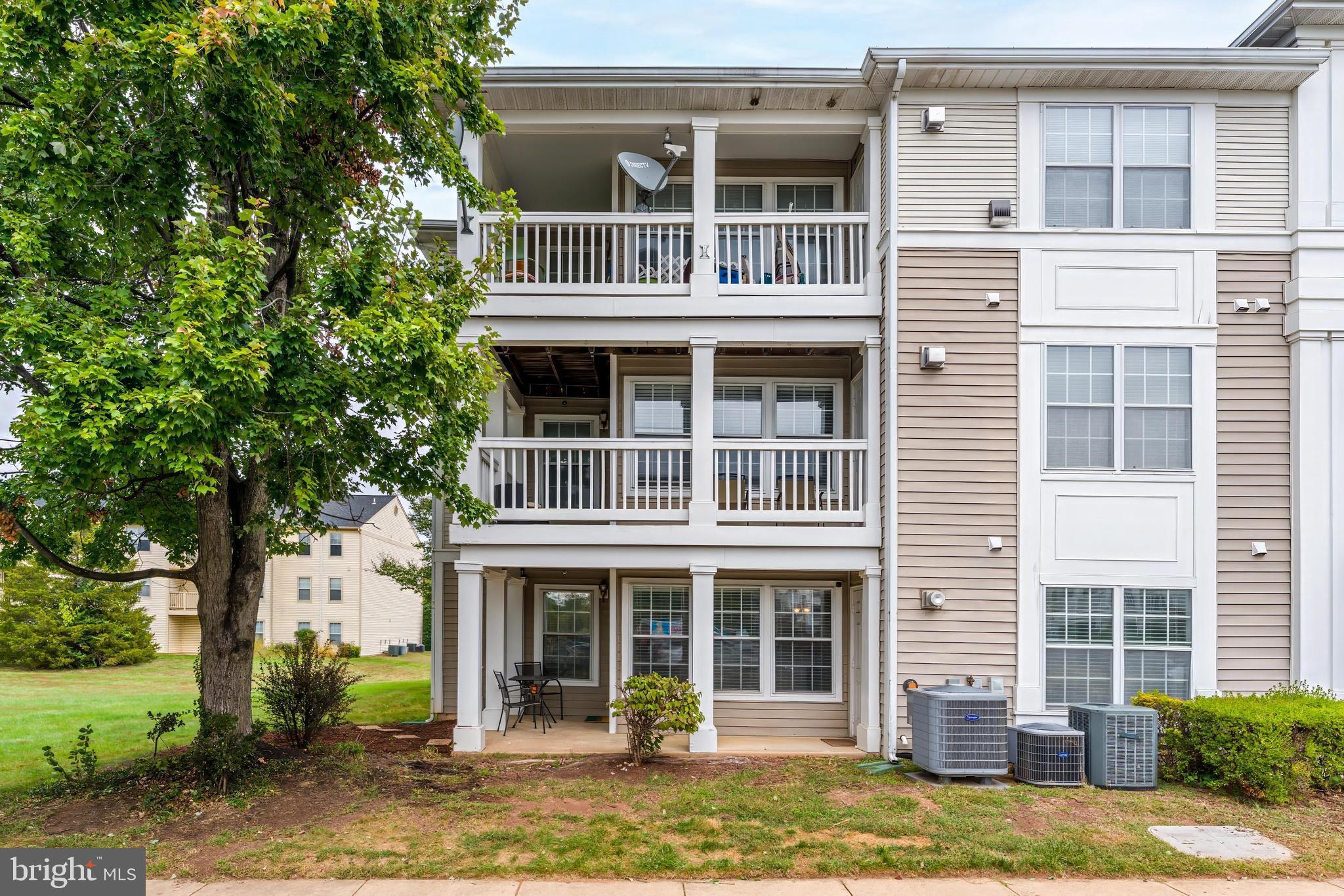 8091 LACY DRIVE 101