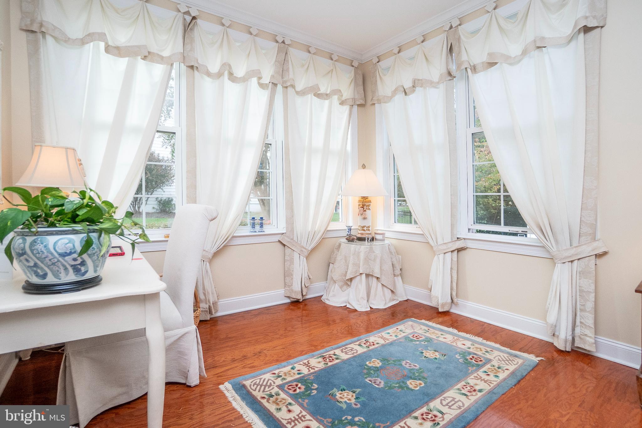 5243 CANYON CREEK WAY