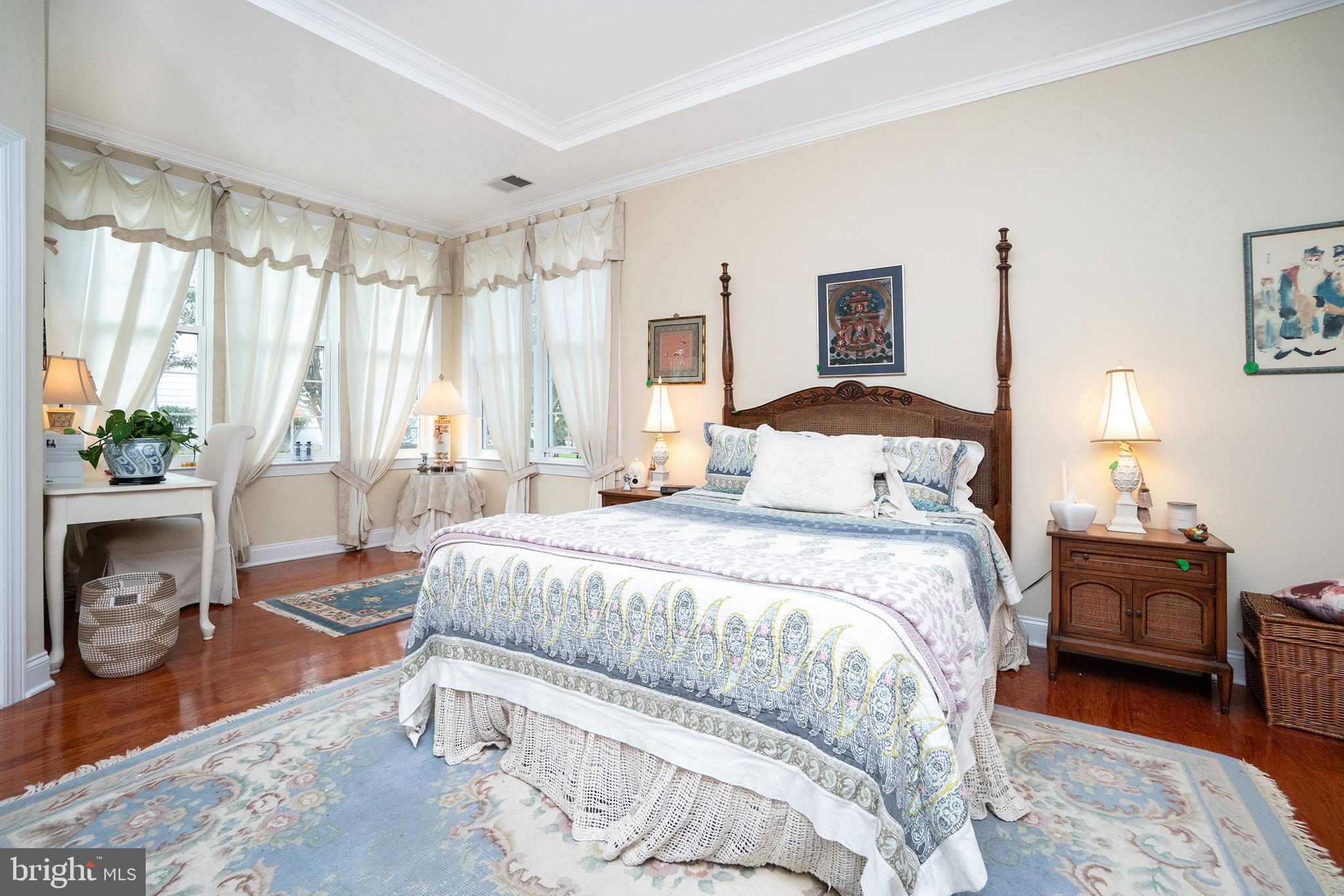 5243 CANYON CREEK WAY