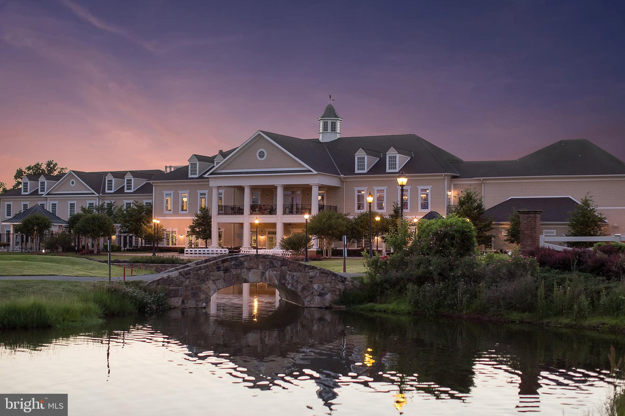 5243 CANYON CREEK WAY