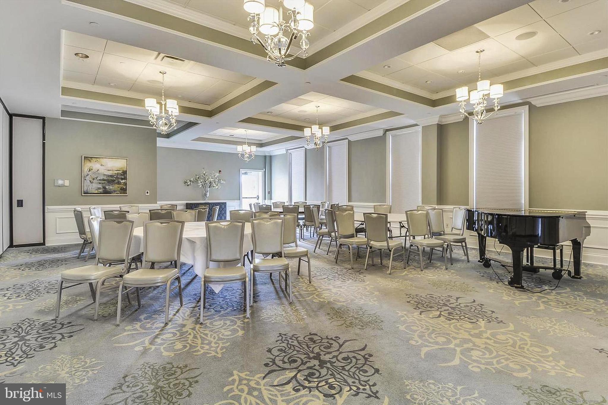 5243 CANYON CREEK WAY