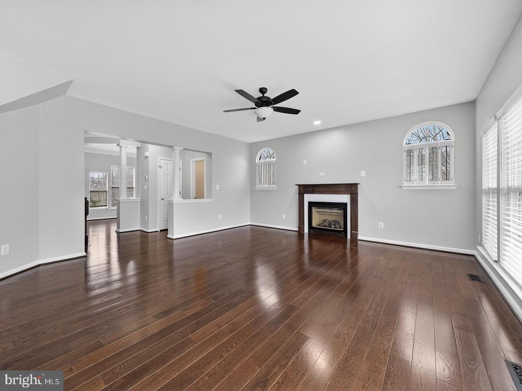 12590 GARRY GLEN DRIVE