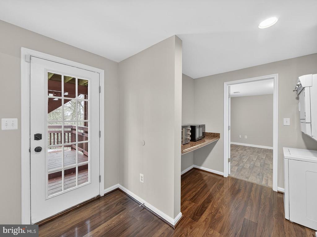 12590 GARRY GLEN DRIVE