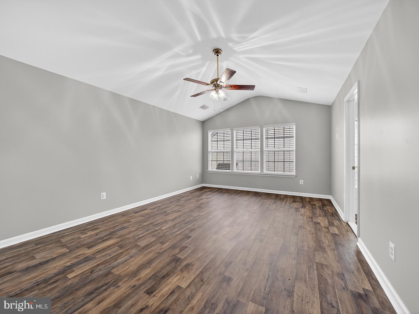 12590 GARRY GLEN DRIVE