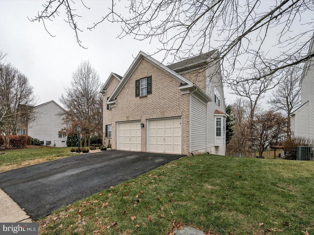 12590 GARRY GLEN DRIVE