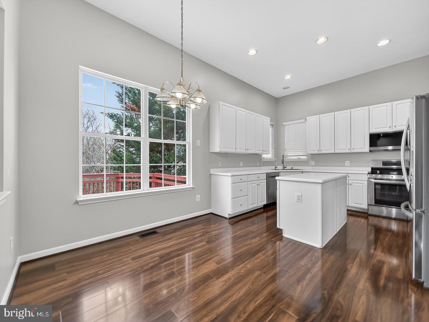 12590 GARRY GLEN DRIVE