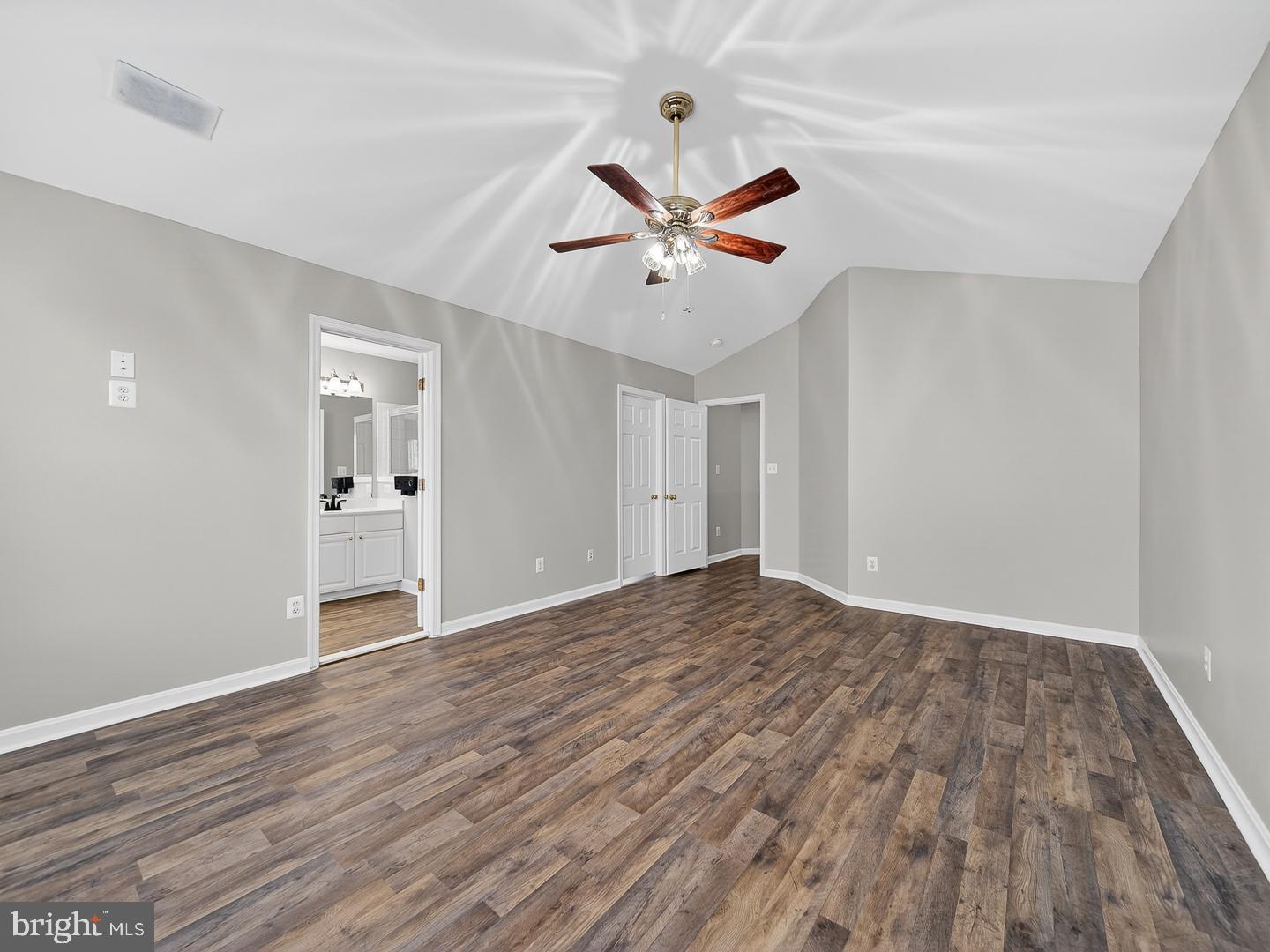 12590 GARRY GLEN DRIVE