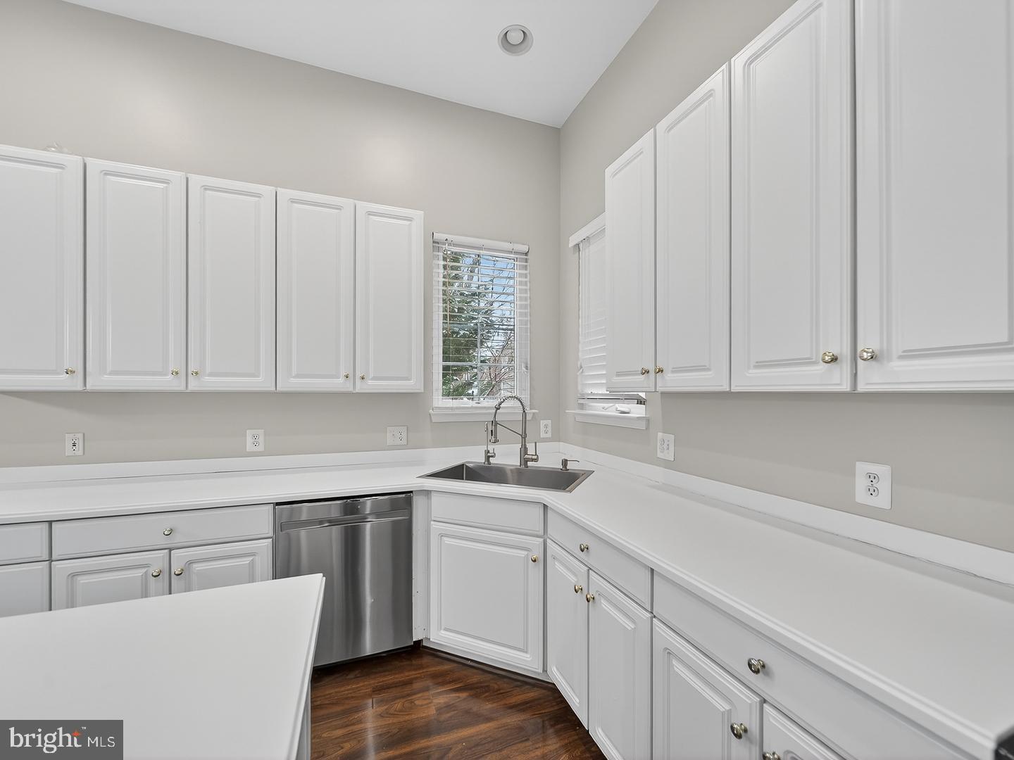 12590 GARRY GLEN DRIVE