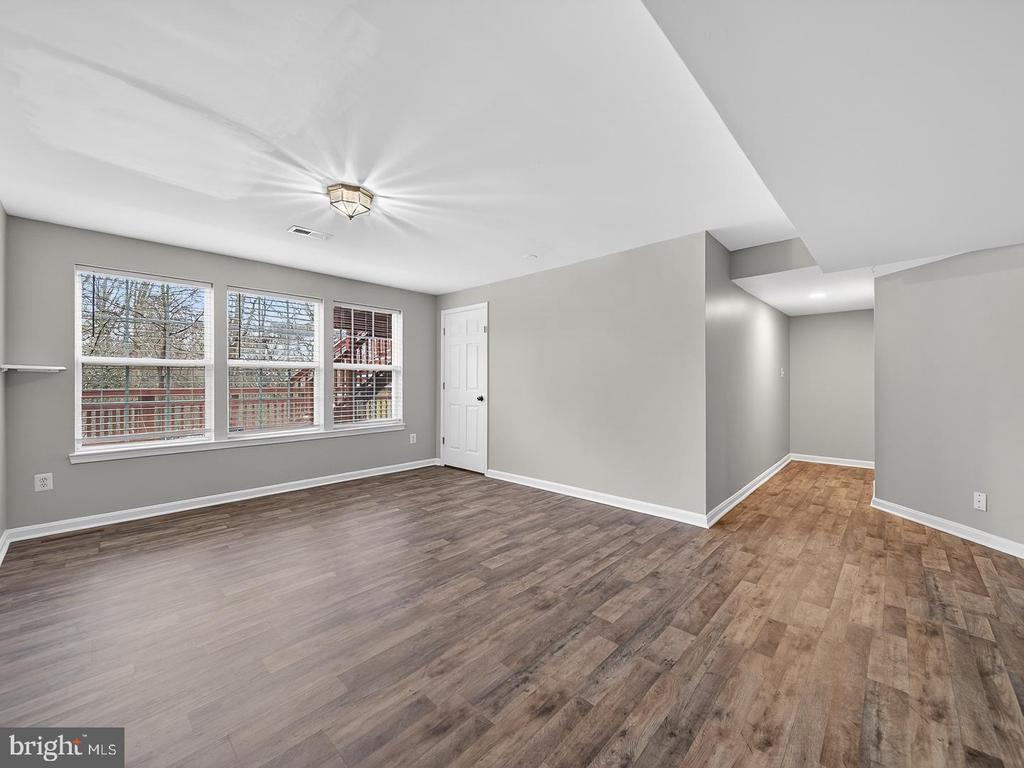 12590 GARRY GLEN DRIVE