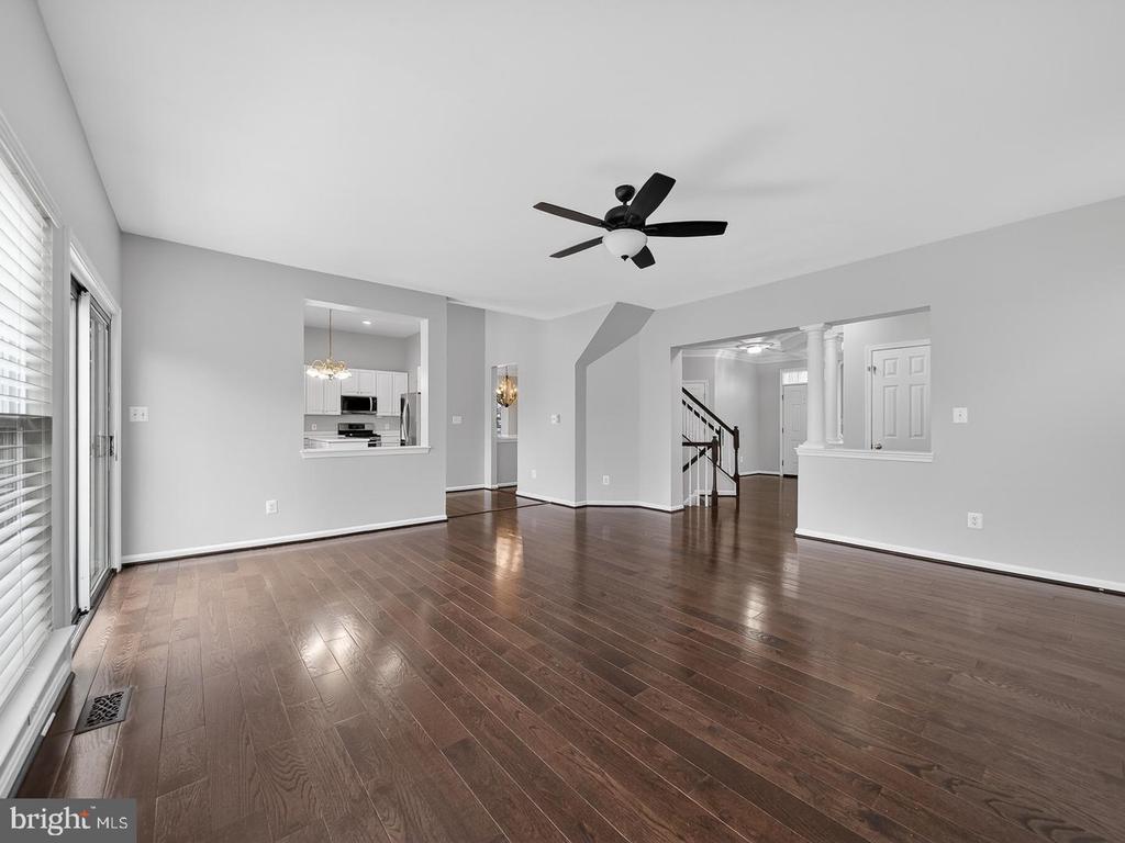 12590 GARRY GLEN DRIVE