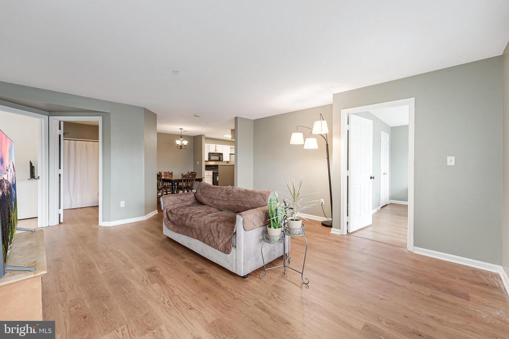 8091 LACY DRIVE 101